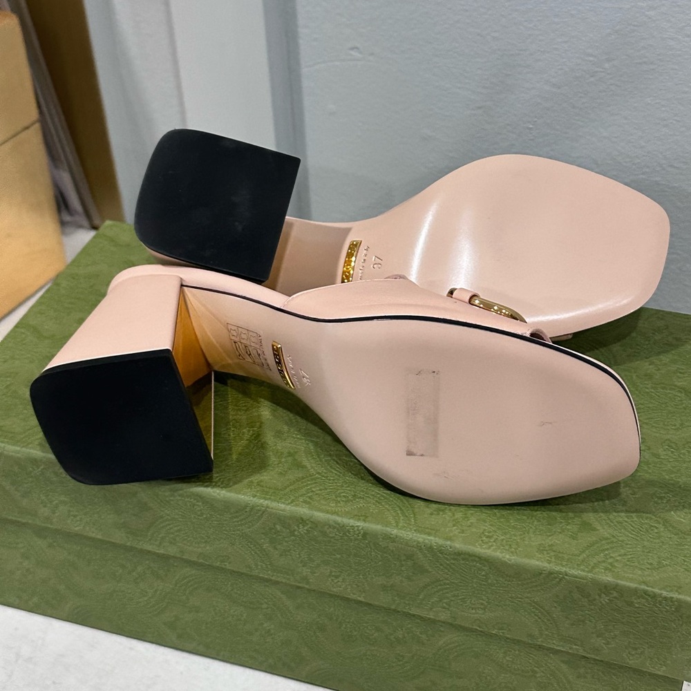 Gucci Horsebit Leather Sandals - Picture 7 of 12